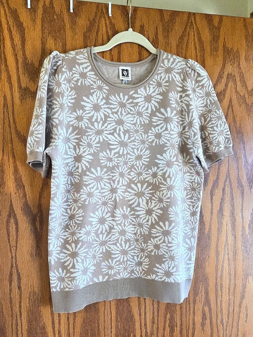 Anne Klein Floral Short Sleeve Sweater Size Medium